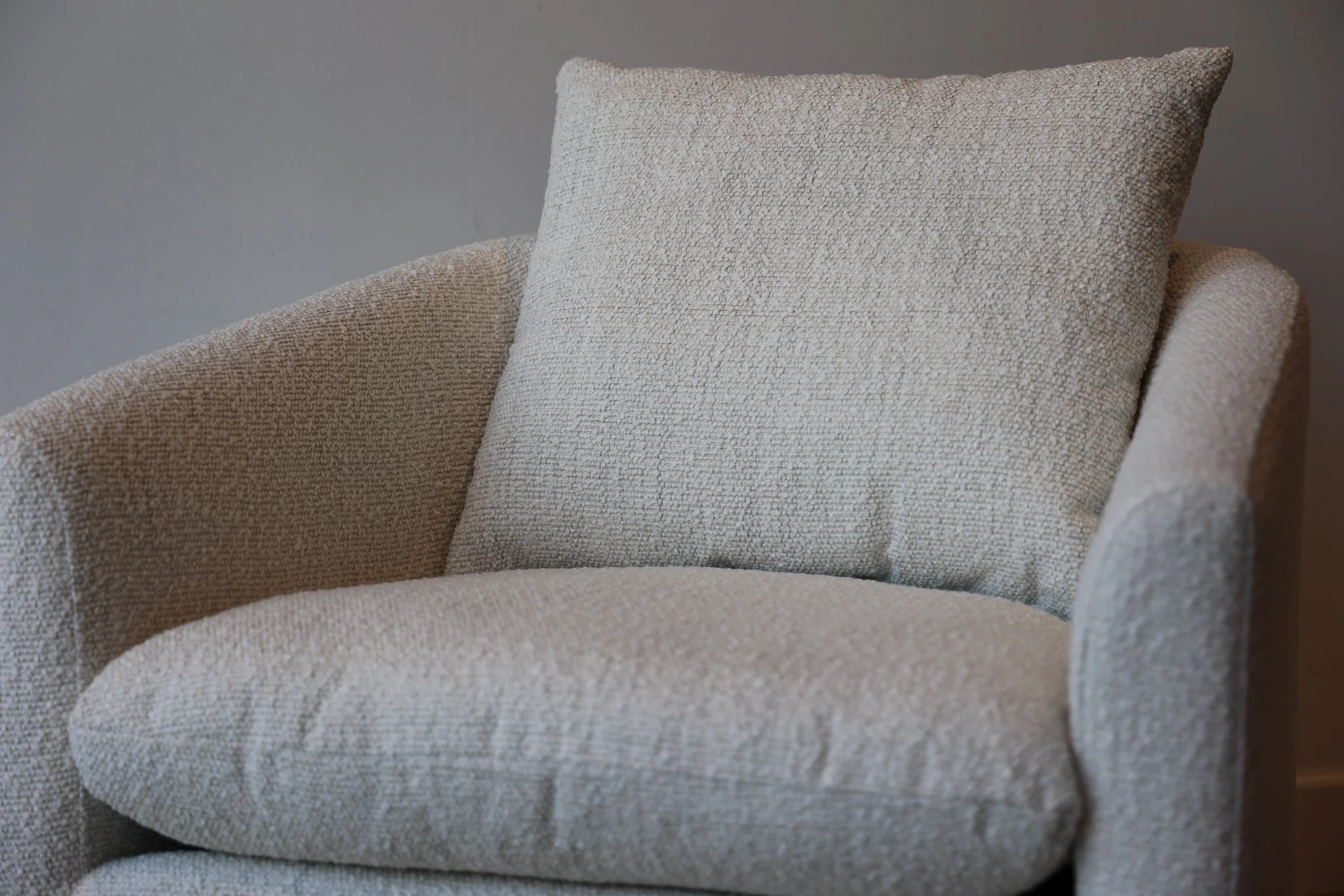 Lola Swivel Chair - Image 7