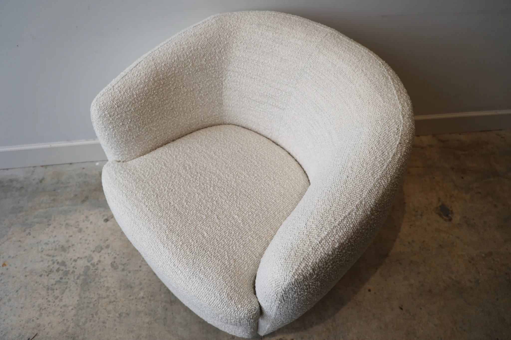 Madison Swivel Chair - Image 9