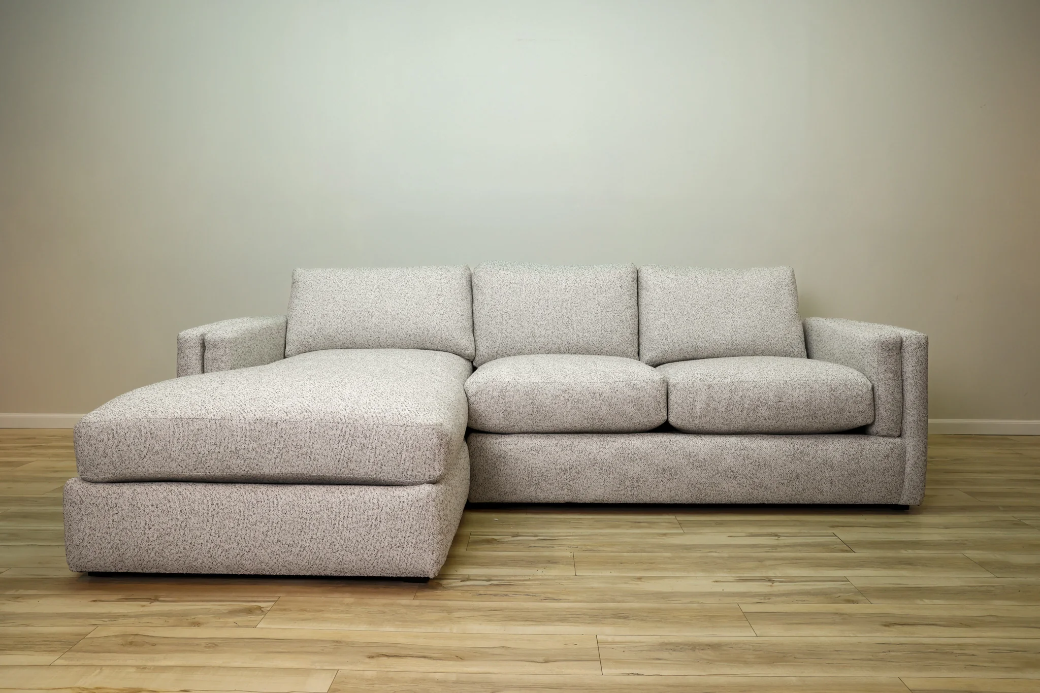 Pierce Two Piece Sectional - Image 4