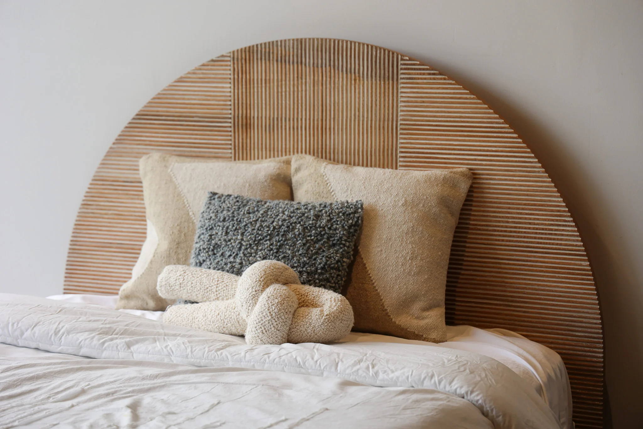 Eclipse Bed - Image 5