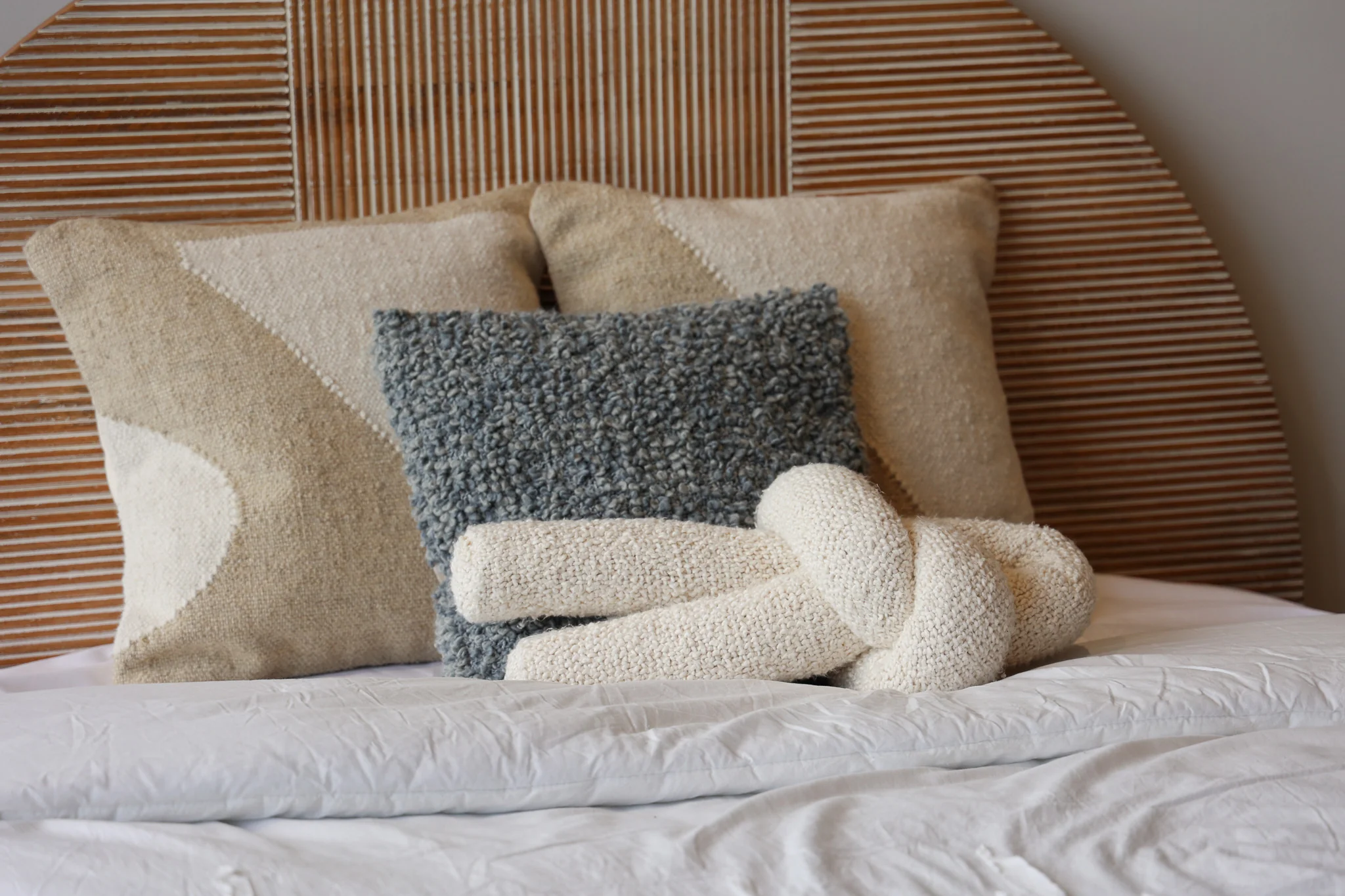 Eclipse Bed - Image 8