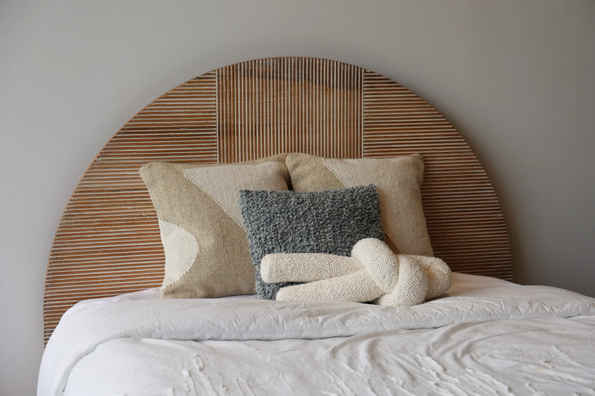 Eclipse Bed - Image 9