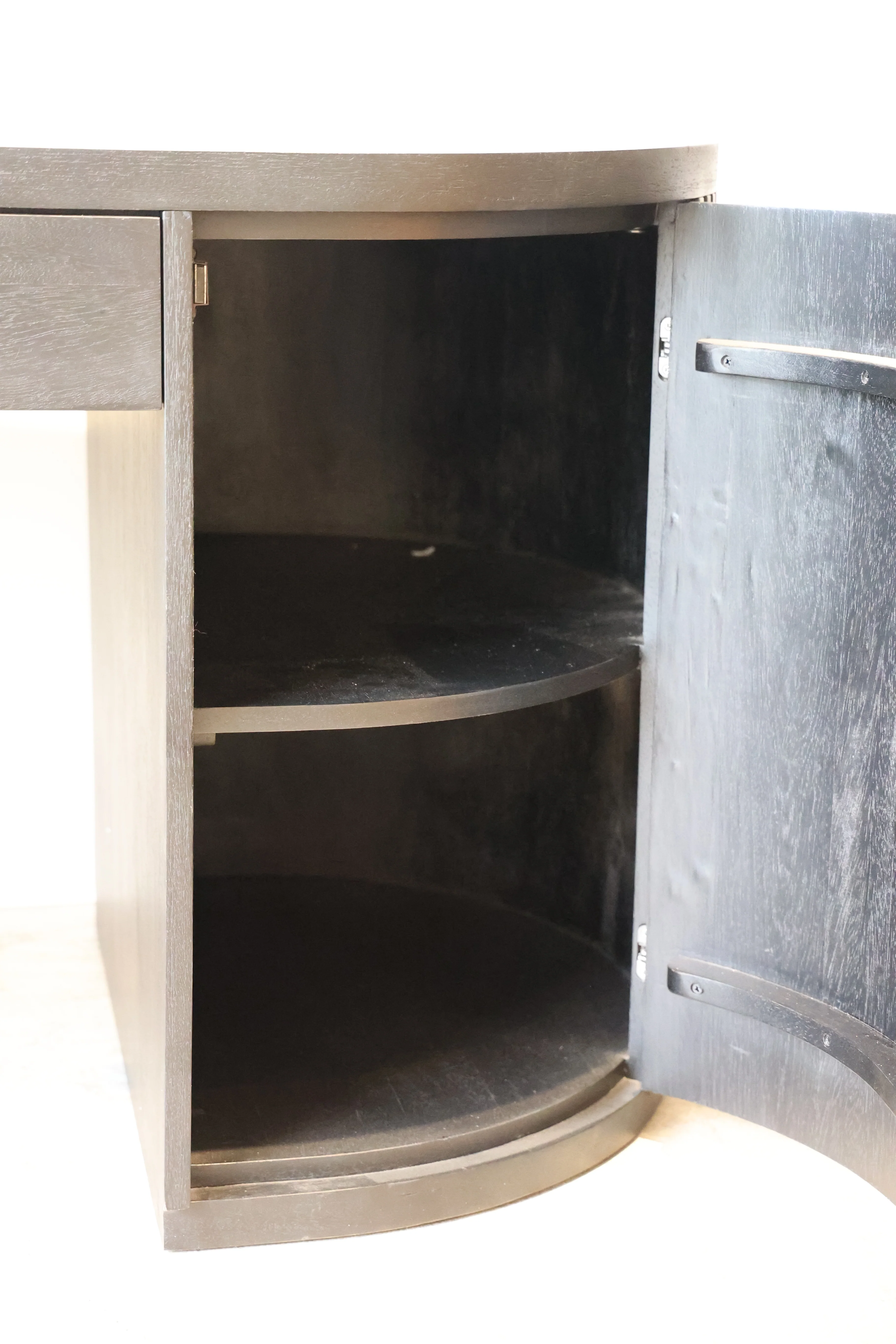 Flow Black Desk - Image 23