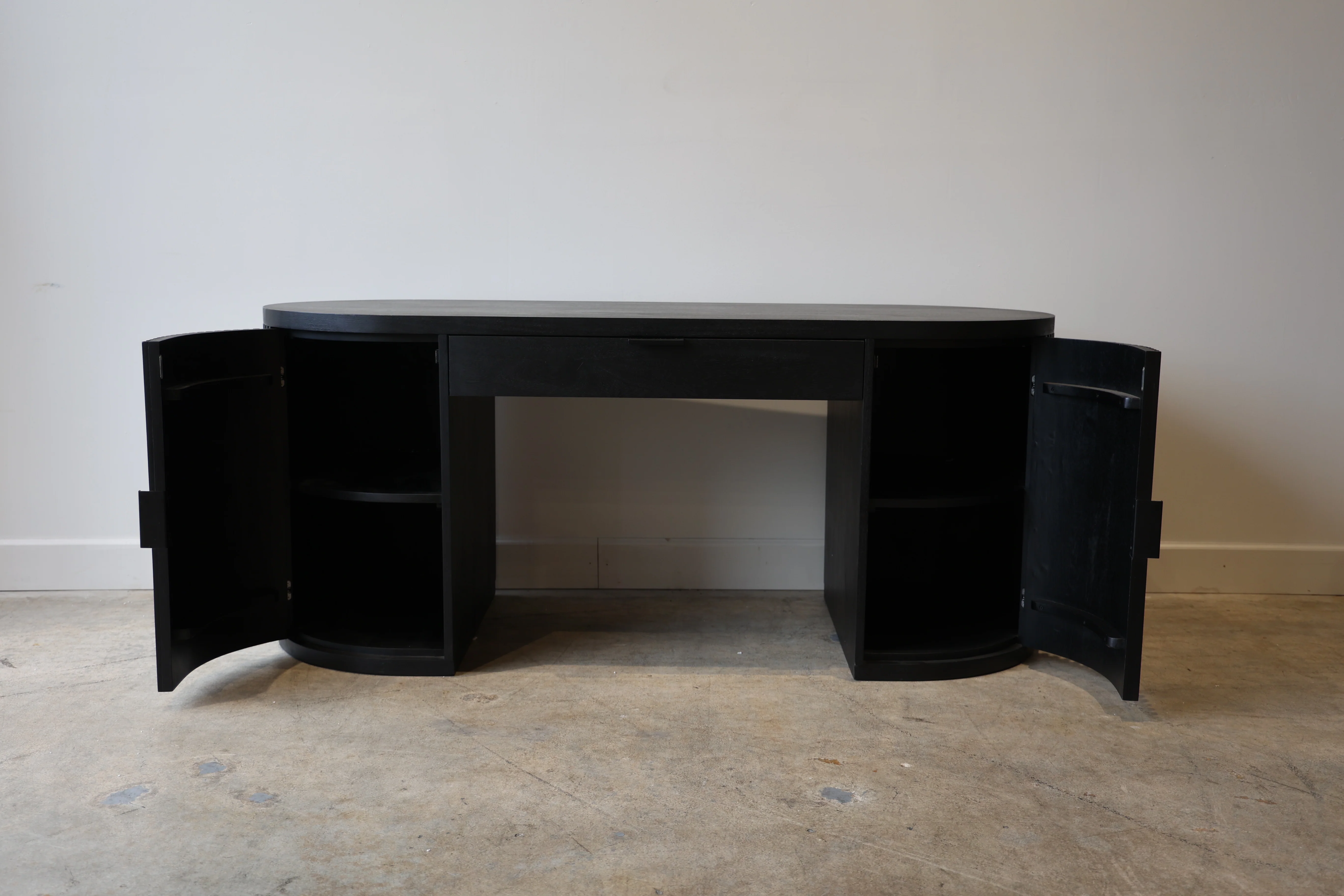 Flow Black Desk - Image 25