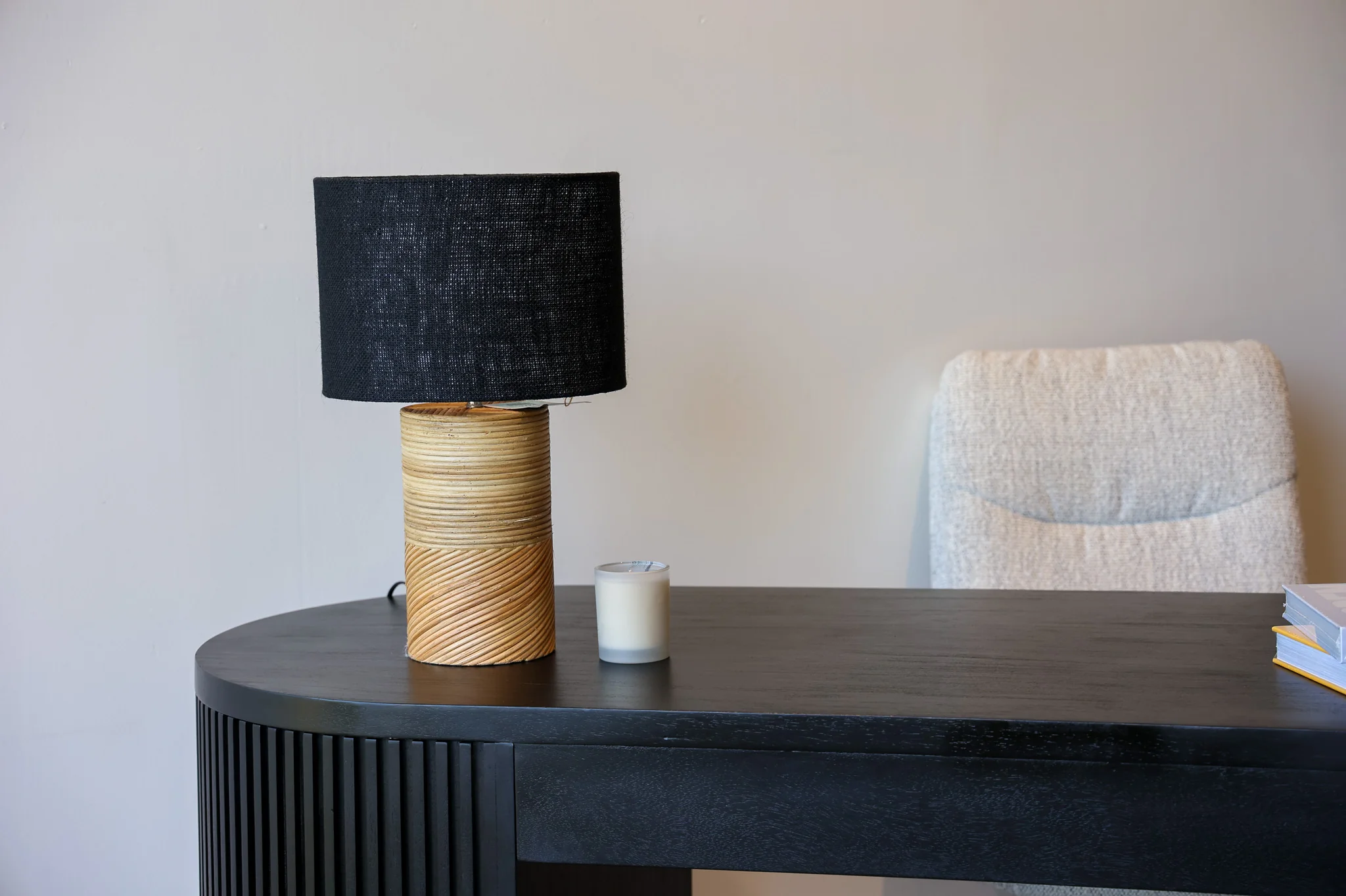 Flow Black Desk - Image 30