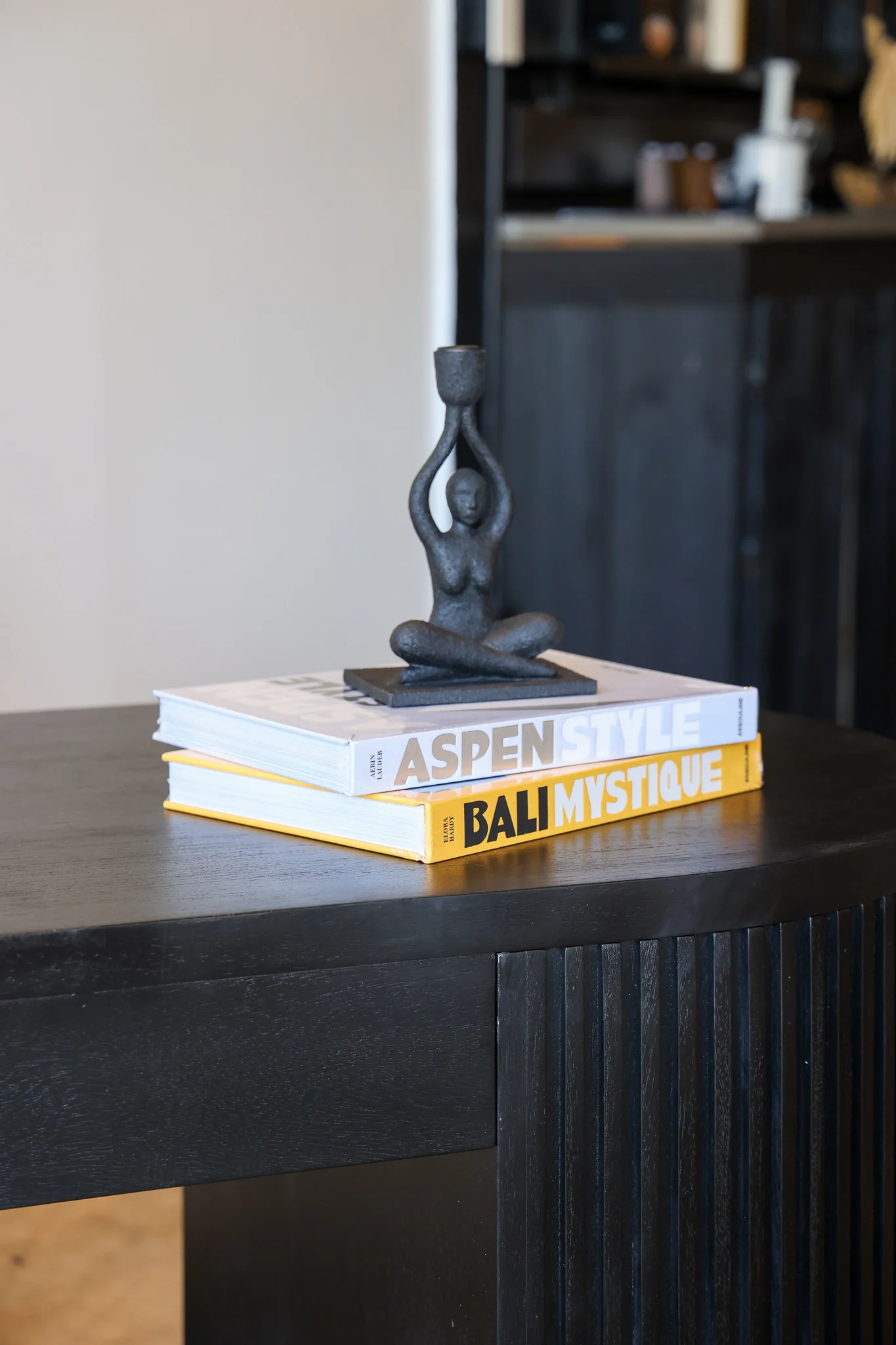 Flow Black Desk - Image 31