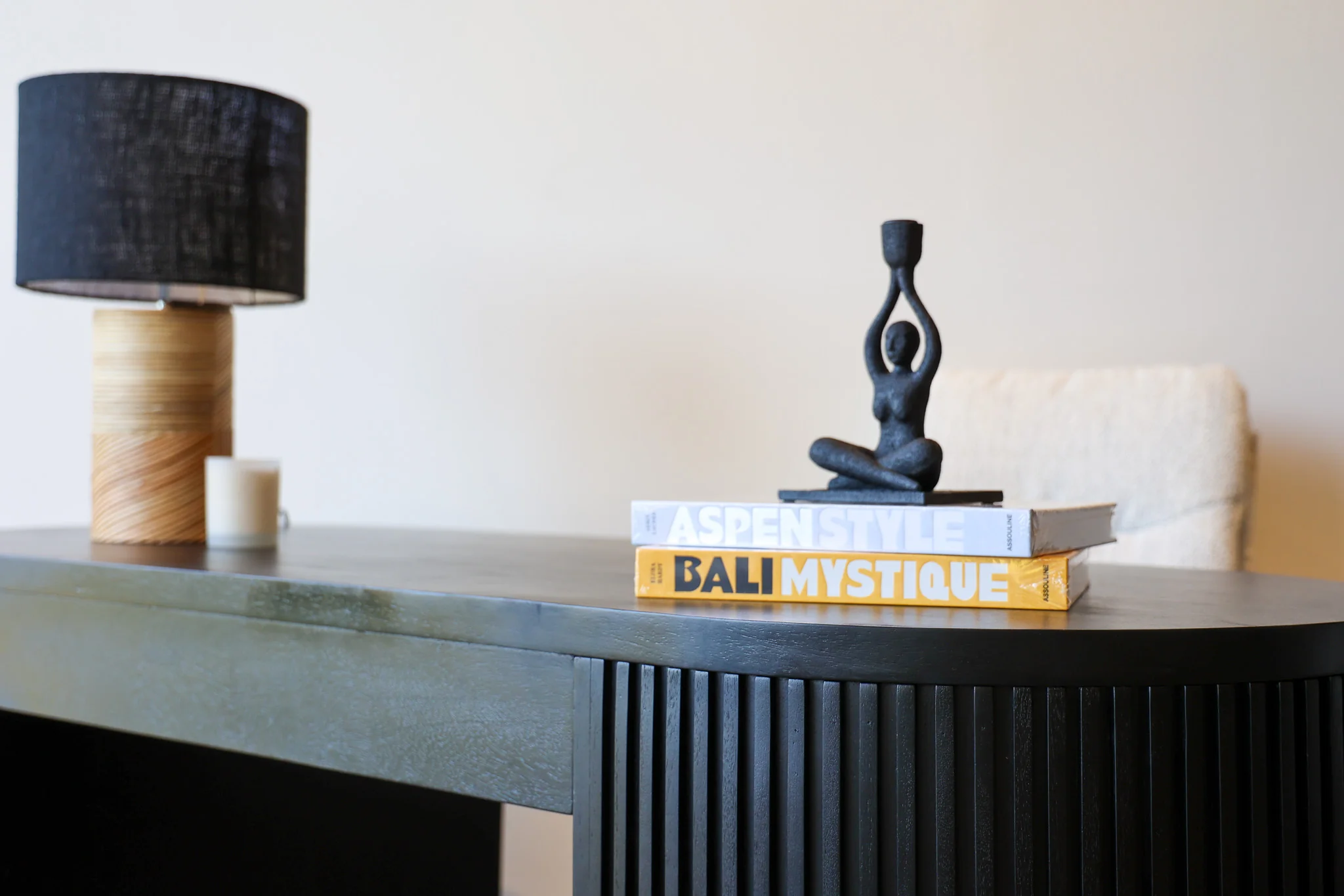 Flow Black Desk - Image 9