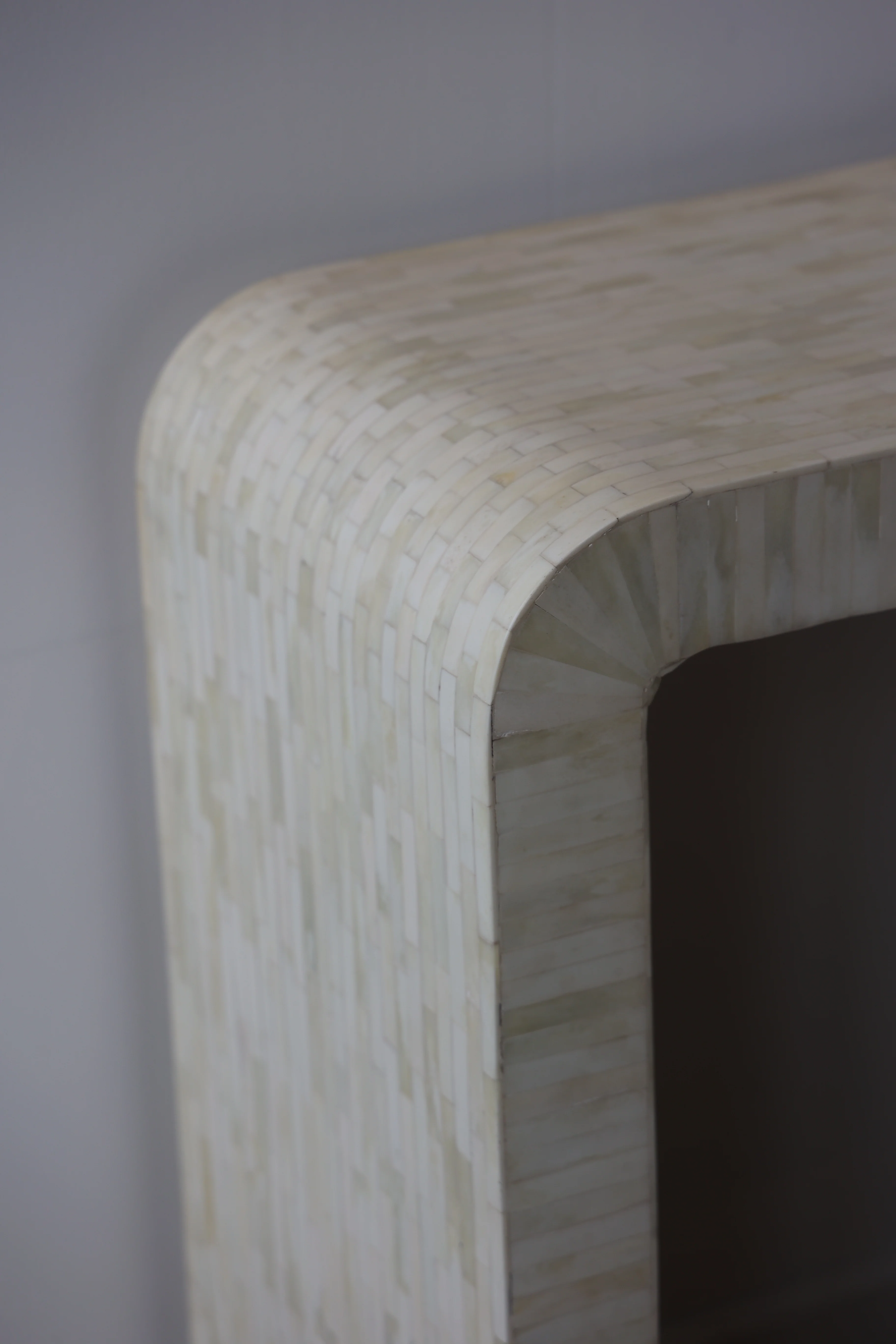 Venus Console Table - Image 10