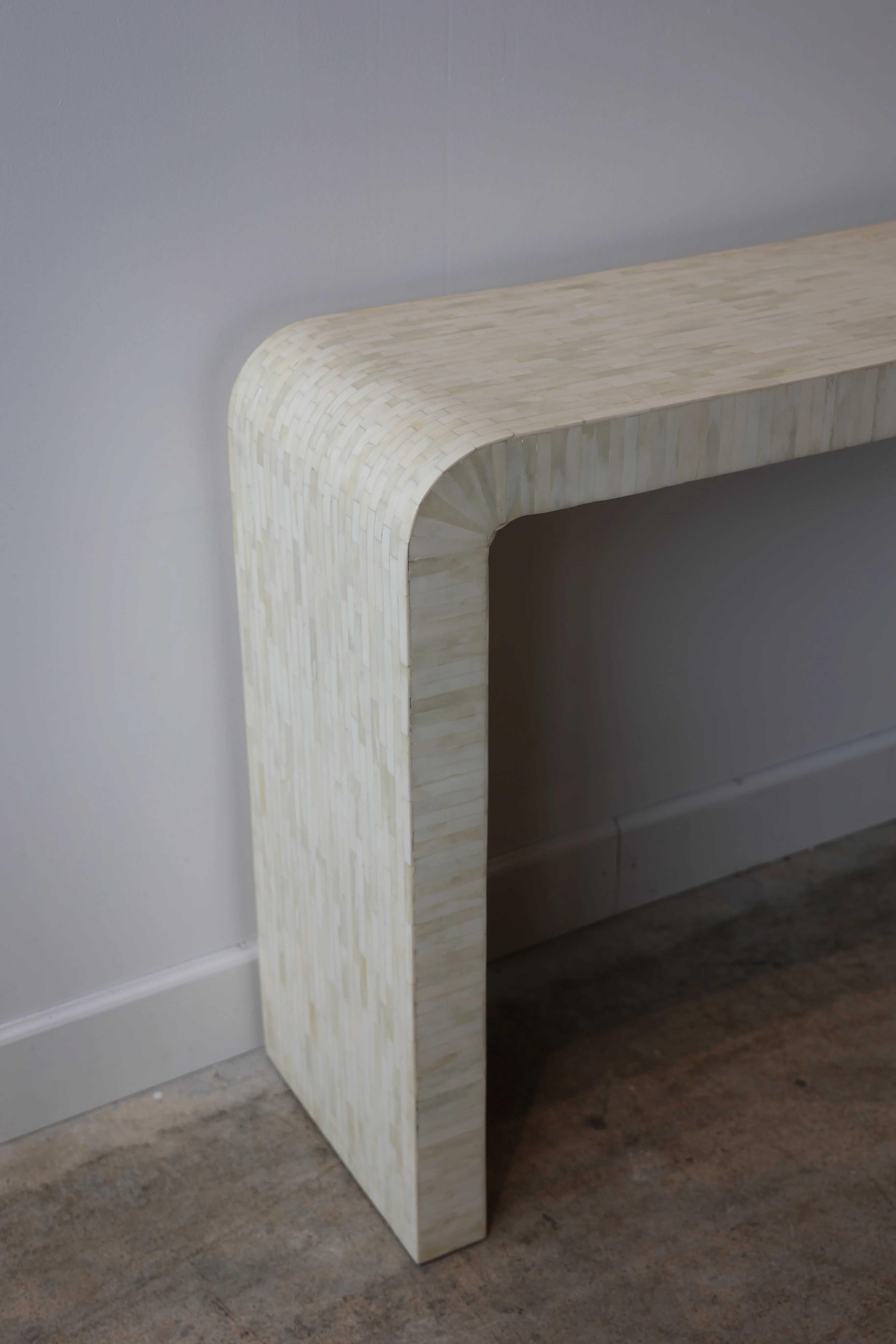 Venus Console Table - Image 9