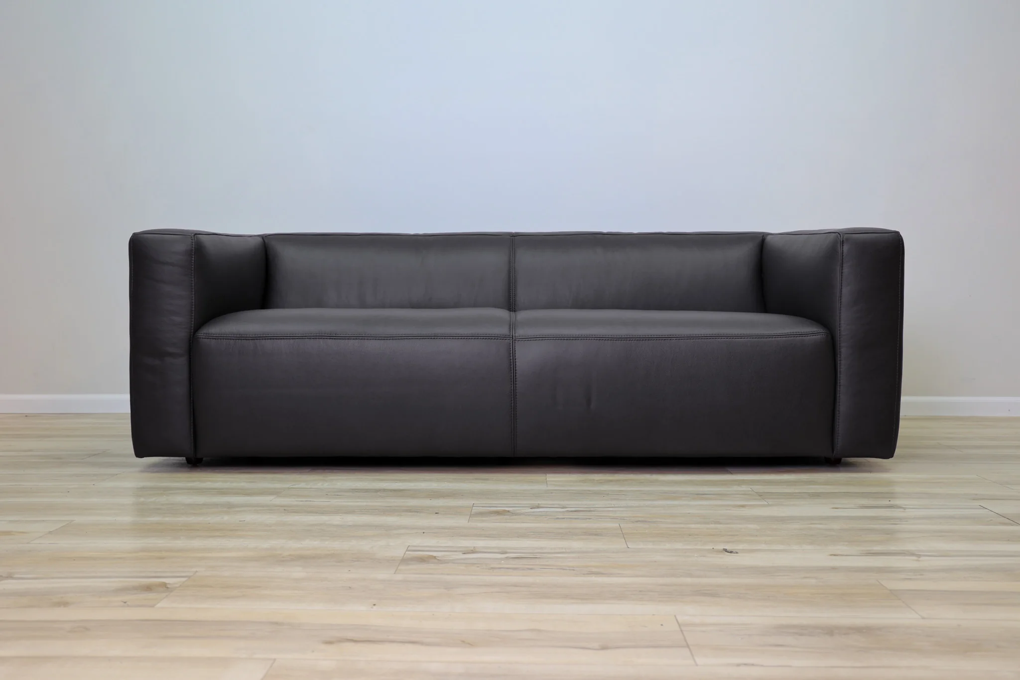 Sedona Leather Sofa - Image 5