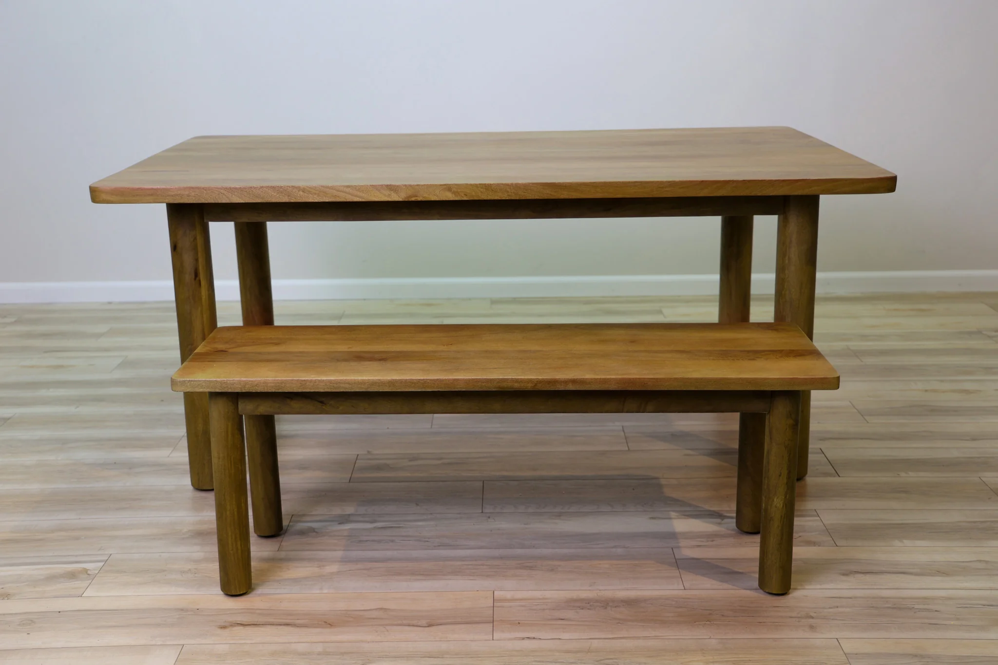 Victoria Dining Table - Image 4