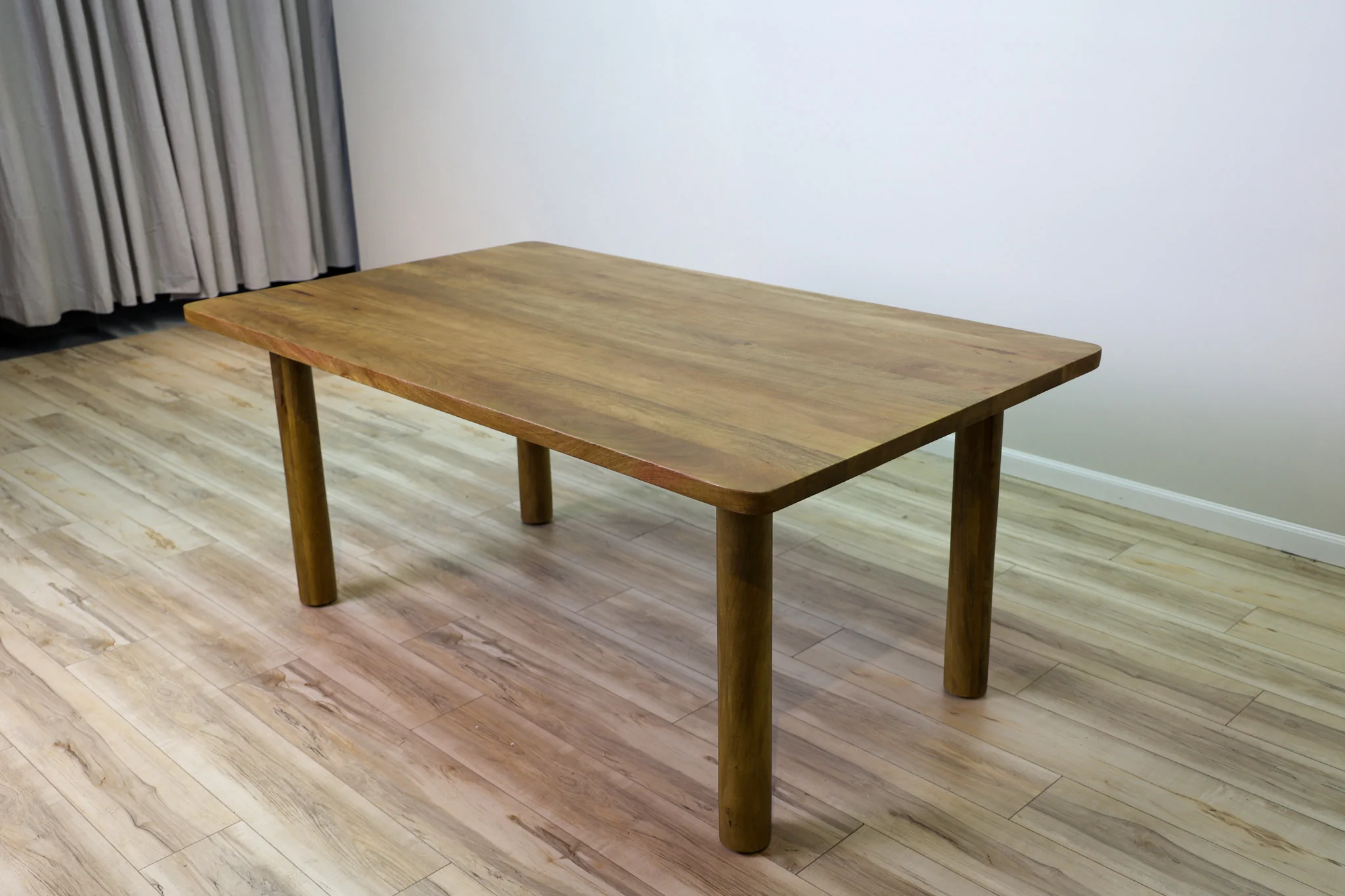 Victoria Dining Table - Image 5
